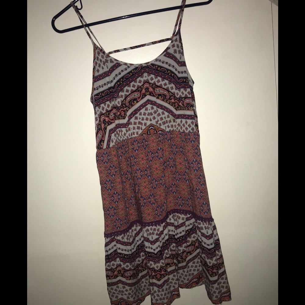 Flowy patterned dress